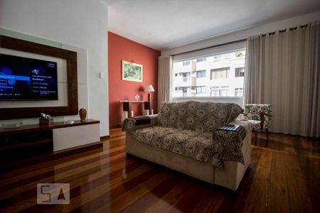 Sala de apartamento para alugar com 3 quartos, 140m² em Copacabana, Rio de Janeiro