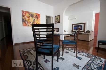 Sala de apartamento para alugar com 3 quartos, 140m² em Copacabana, Rio de Janeiro