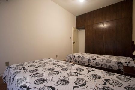 Apartamento à venda com 140m², 3 quartos e 1 vaga Apartamento à venda com 140m², 3 quartos e 1 vagaQuarto 2