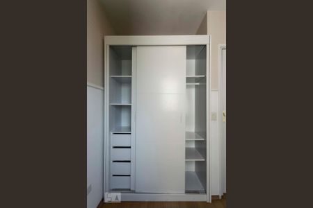 Apartamento à venda com 63m², 3 quartos e 1 vagaQuarto 3 (Armários)