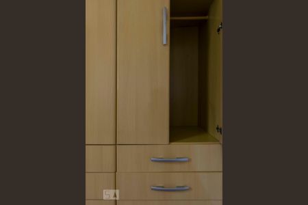 Quarto 2 (Armários) de apartamento à venda com 3 quartos, 63m² em Jardim Previdência, São Paulo