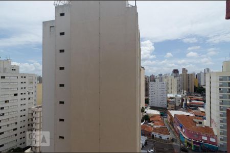 Vista da janela de apartamento para alugar com 1 quarto, 40m² em Centro, Campinas