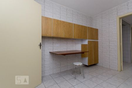 Cozinha de apartamento para alugar com 2 quartos, 86m² em Pinheiros, São Paulo