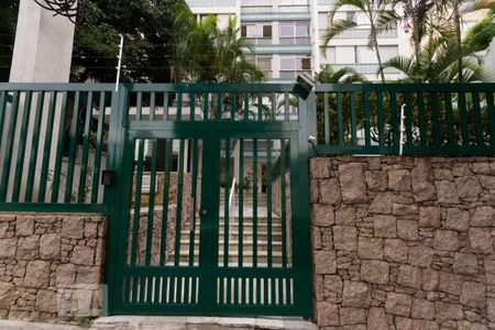 Fachada de apartamento para alugar com 2 quartos, 86m² em Pinheiros, São Paulo