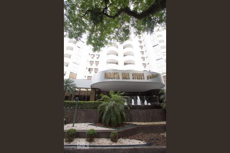 Apartamento para alugar com 55m², 1 quarto e 1 vaga Apartamento para alugar com 55m², 1 quarto e 1 vagaFachada