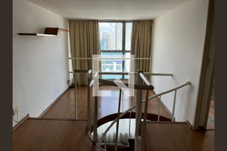 Apartamento para alugar com 96m², 1 quarto e 1 vagaSuite (2° andar )