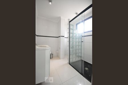 banheiro suíte de apartamento à venda com 1 quarto, 65m² em Vila Suzana, São Paulo