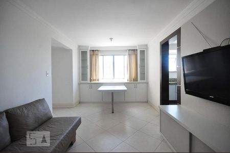 sala de apartamento para alugar com 2 quartos, 70m² em Jardim Brasil (zona Sul), São Paulo