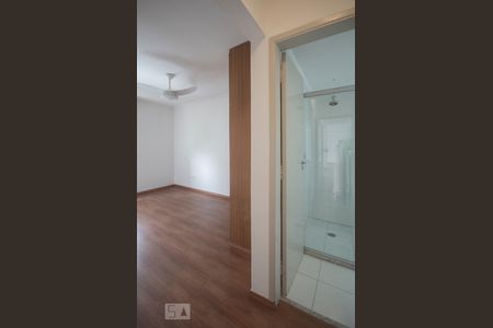 Suíte de apartamento para alugar com 2 quartos, 108m² em Brooklin Paulista, São Paulo