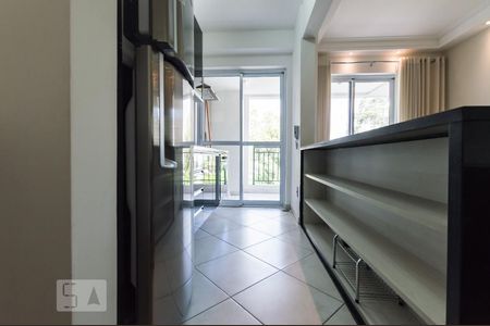 Cozinha de apartamento para alugar com 1 quarto, 38m² em Vila Andrade, São Paulo