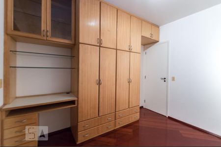 Quarto de apartamento para alugar com 4 quartos, 120m² em Vila Suzana, São Paulo