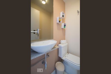 Lavabo de apartamento para alugar com 1 quarto, 49m² em Vila Cordeiro, São Paulo