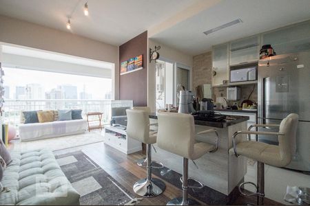 Sala/Cozinha de apartamento para alugar com 1 quarto, 49m² em Vila Cordeiro, São Paulo