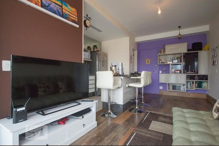 Sala de apartamento para alugar com 1 quarto, 49m² em Vila Cordeiro, São Paulo