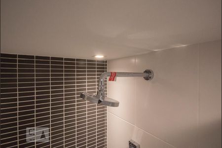 Banheiro de kitnet/studio para alugar com 1 quarto, 34m² em Brooklin Paulista, São Paulo