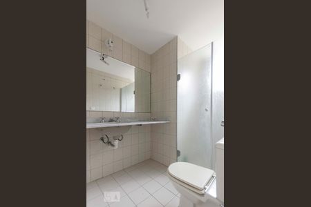 Banheiro Suíte de apartamento para alugar com 2 quartos, 65m² em Parque Peruche, São Paulo