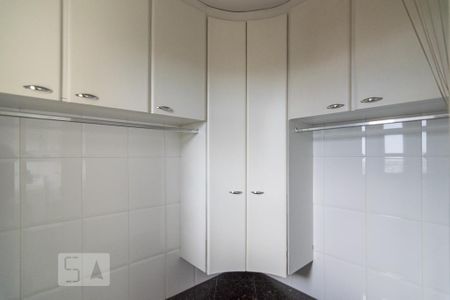 Apartamento para alugar com 76m², 3 quartos e 1 vaga Apartamento para alugar com 76m², 3 quartos e 1 vagaQuarto de Serviço