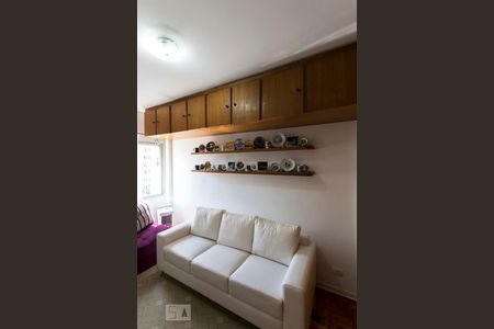 Apartamento para alugar com 75m², 3 quartos e 1 vagaQuarto 3 (Armários)