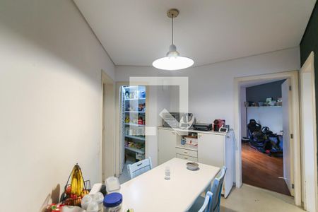 Apartamento à venda com 300m², 4 quartos e 4 vagasCozinha