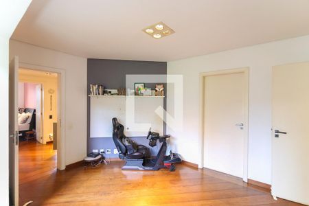 Apartamento à venda com 300m², 4 quartos e 4 vagasQuarto 5