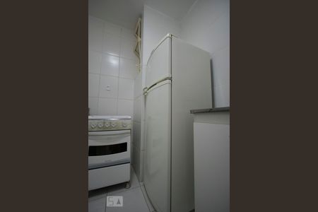 Cozinha de apartamento para alugar com 2 quartos, 50m² em Copacabana, Rio de Janeiro