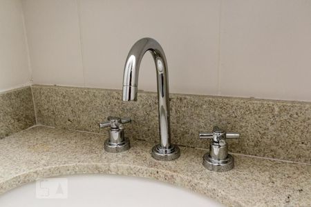 Studio para alugar com 34m², 1 quarto e 1 vagaDetalhe do Banheiro