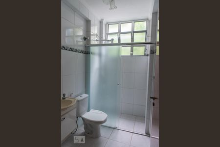 Banheiro de apartamento para alugar com 1 quarto, 45m² em Liberdade, São Paulo