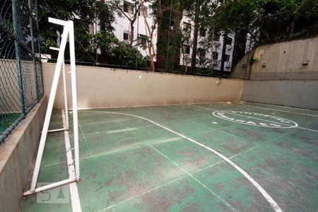 Apartamento à venda com 100m², 2 quartos e 1 vaga Apartamento à venda com 100m², 2 quartos e 1 vagaQuadra Esportiva.