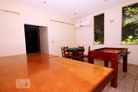 Apartamento à venda com 100m², 2 quartos e 1 vaga Apartamento à venda com 100m², 2 quartos e 1 vagaSala de Jogos.
