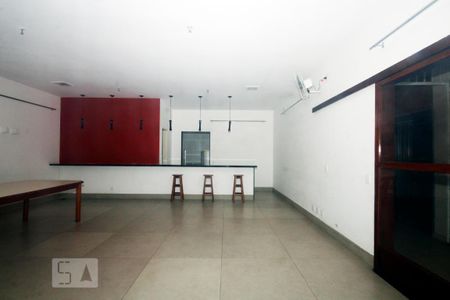 Apartamento à venda com 100m², 2 quartos e 1 vaga Apartamento à venda com 100m², 2 quartos e 1 vagaSalão de Festas.