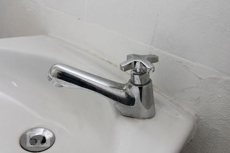 Apartamento à venda com 100m², 2 quartos e 1 vaga Apartamento à venda com 100m², 2 quartos e 1 vagaTorneira Banheiro de Serviço.