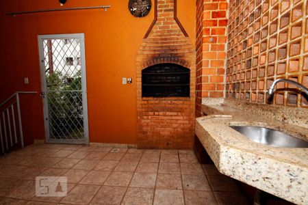 Apartamento à venda com 100m², 2 quartos e 1 vaga Apartamento à venda com 100m², 2 quartos e 1 vagaChurrasqueira.