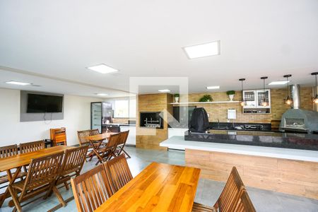 Apartamento à venda com 180m², 3 quartos e 2 vagasChurrasqueira