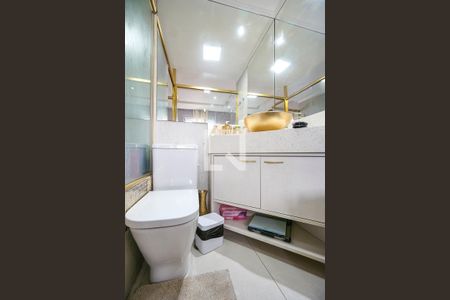 Apartamento à venda com 180m², 3 quartos e 2 vagasBanheiro da suíte