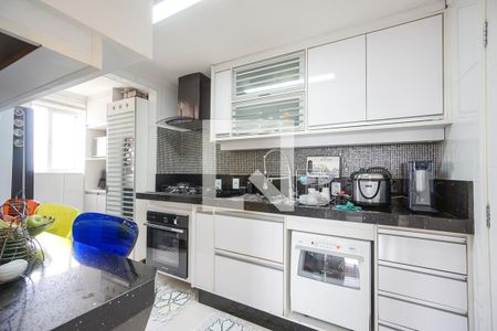 Apartamento à venda com 180m², 3 quartos e 2 vagasCozinha