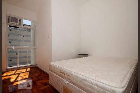 Quarto 1. de apartamento para alugar com 2 quartos, 70m² em Botafogo, Rio de Janeiro