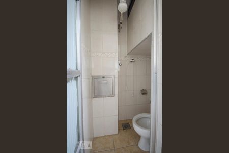 Apartamento à venda com 100m², 3 quartos e sem vagaBANHEIRO DE SERVIÇO