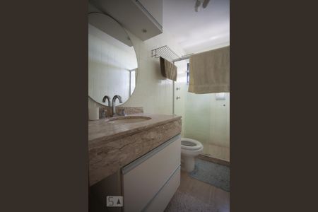 Apartamento à venda com 71m², 1 quarto e 2 vagas Apartamento à venda com 71m², 1 quarto e 2 vagasBanheiro