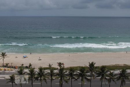 Apartamento à venda com 71m², 1 quarto e 2 vagas Apartamento à venda com 71m², 1 quarto e 2 vagasVista Praia da Barra