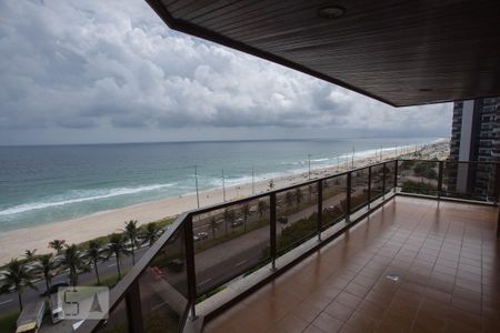 Apartamento à venda com 71m², 1 quarto e 2 vagas Apartamento à venda com 71m², 1 quarto e 2 vagasVista Praia da Barra