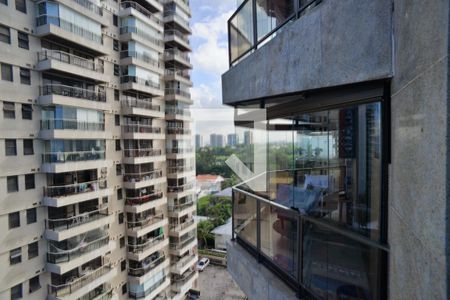 Varanda de apartamento à venda com 1 quarto, 71m² em Barra da Tijuca, Rio de Janeiro