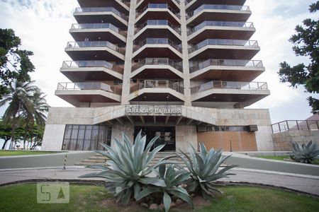Apartamento à venda com 71m², 1 quarto e 2 vagas Apartamento à venda com 71m², 1 quarto e 2 vagasFachada