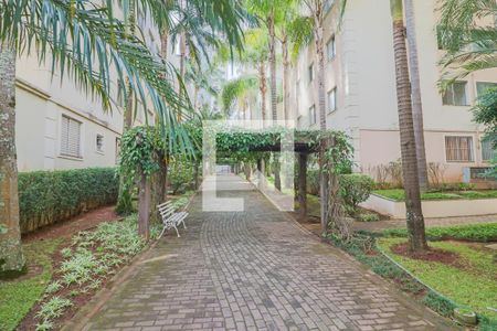 Apartamento à venda com 110m², 3 quartos e 1 vaga Apartamento à venda com 110m², 3 quartos e 1 vagaCondomínio