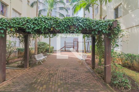 Apartamento à venda com 110m², 3 quartos e 1 vaga Apartamento à venda com 110m², 3 quartos e 1 vagaCondomínio