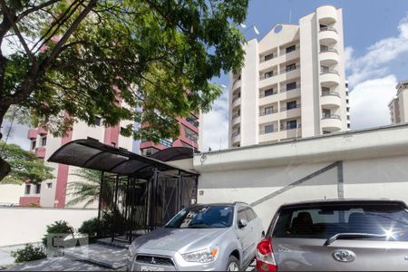 Apartamento para alugar com 63m², 2 quartos e 2 vagasFachada