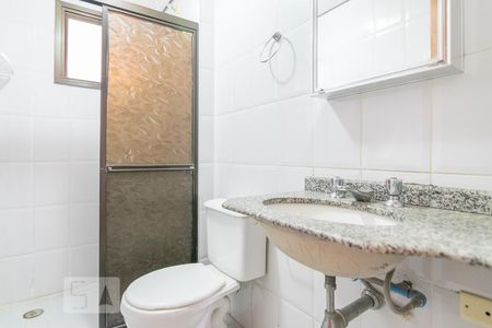 Banheiro de apartamento para alugar com 3 quartos, 72m² em Rudge Ramos, São Bernardo do Campo
