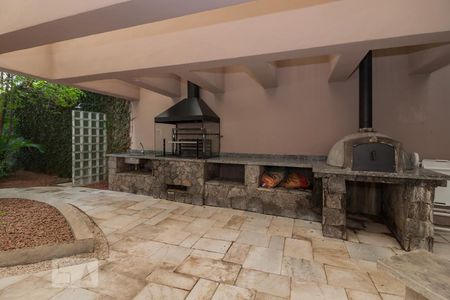 Apartamento à venda com 200m², 3 quartos e 4 vagasChurrasqueira