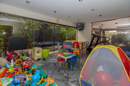 Apartamento à venda com 200m², 3 quartos e 4 vagasBrinquedoteca