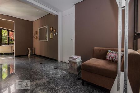 Apartamento à venda com 200m², 3 quartos e 4 vagasHall social