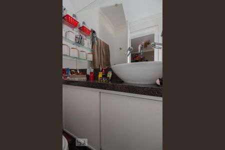 Apartamento à venda com 200m², 3 quartos e 4 vagasSuíte 2